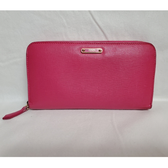 Authentic Preowned Fendi Wallet - Picture 1 of 8